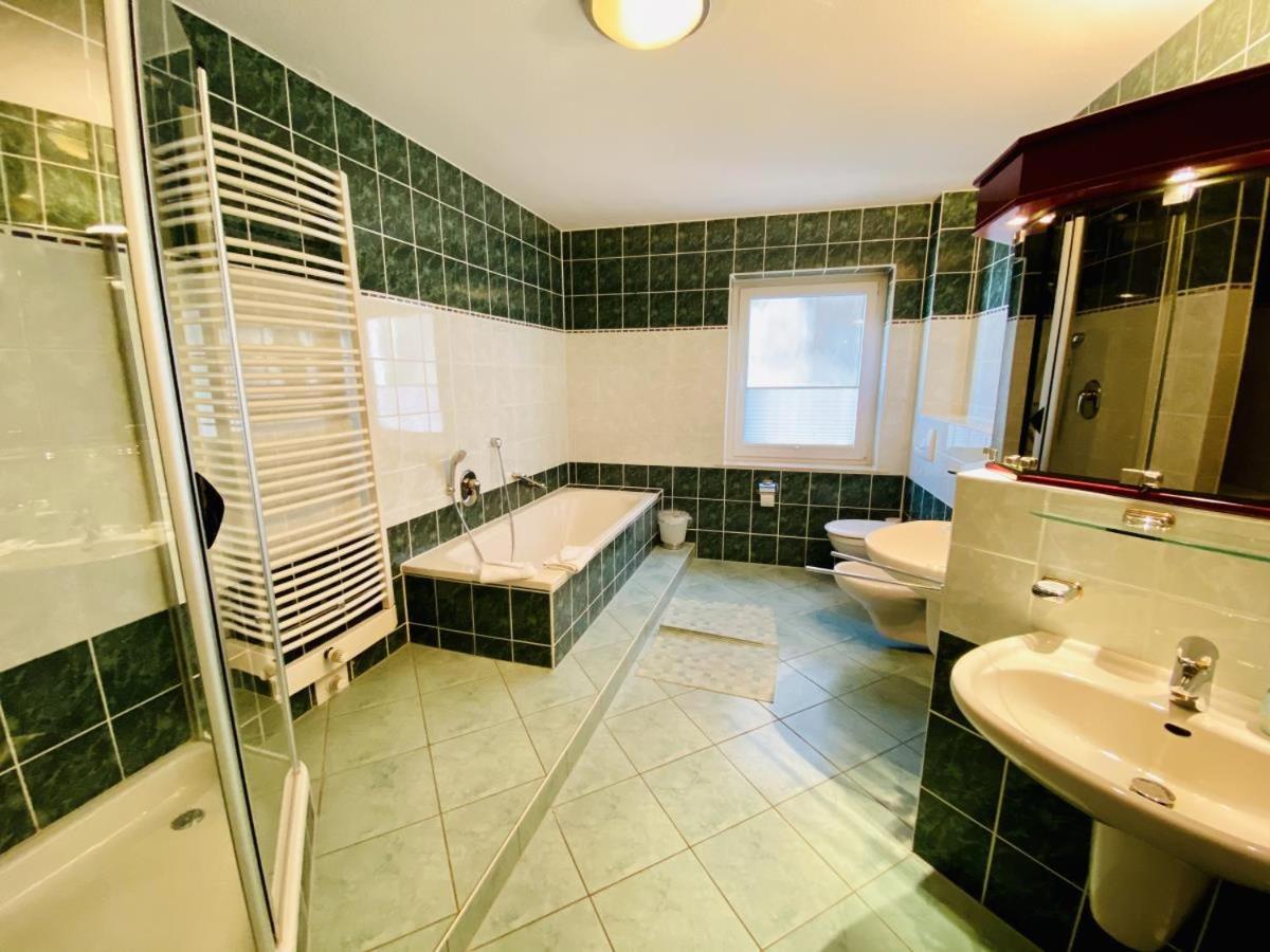Haus Drei Schwestern, Traumzeit Росток Екстериор снимка