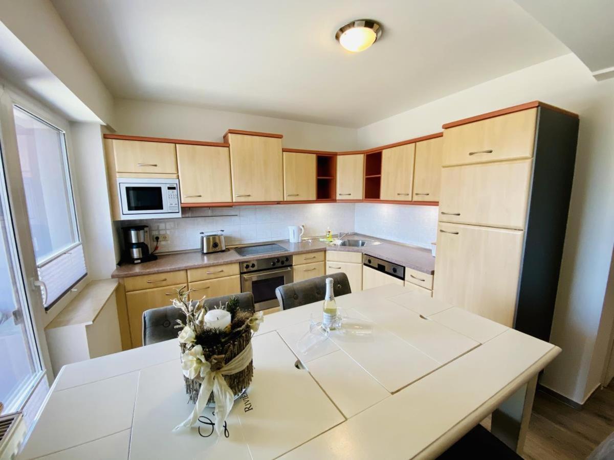 Haus Drei Schwestern, Traumzeit Росток Екстериор снимка